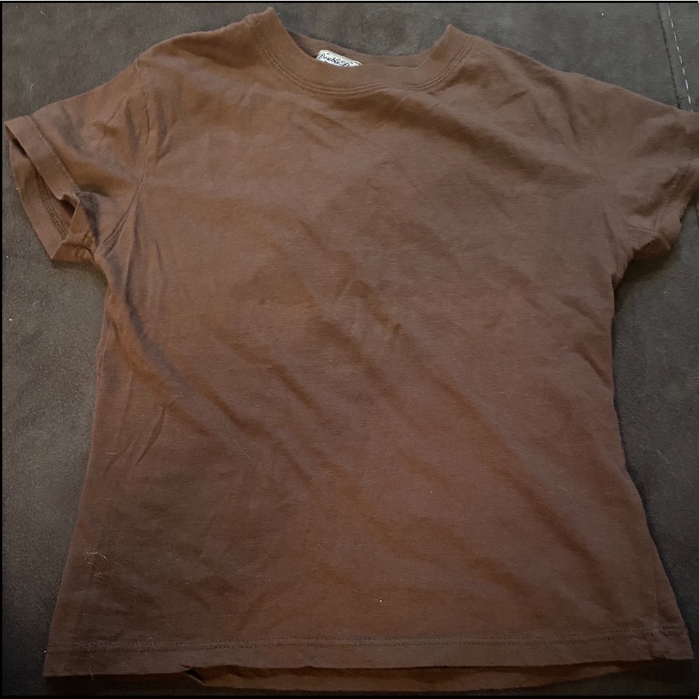 Brown t shirt